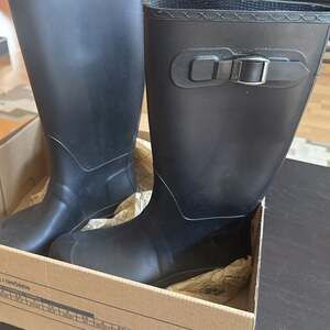 Kamik Olivia Tall rubber Rain boots, Black Rubber Boots Women Size 8